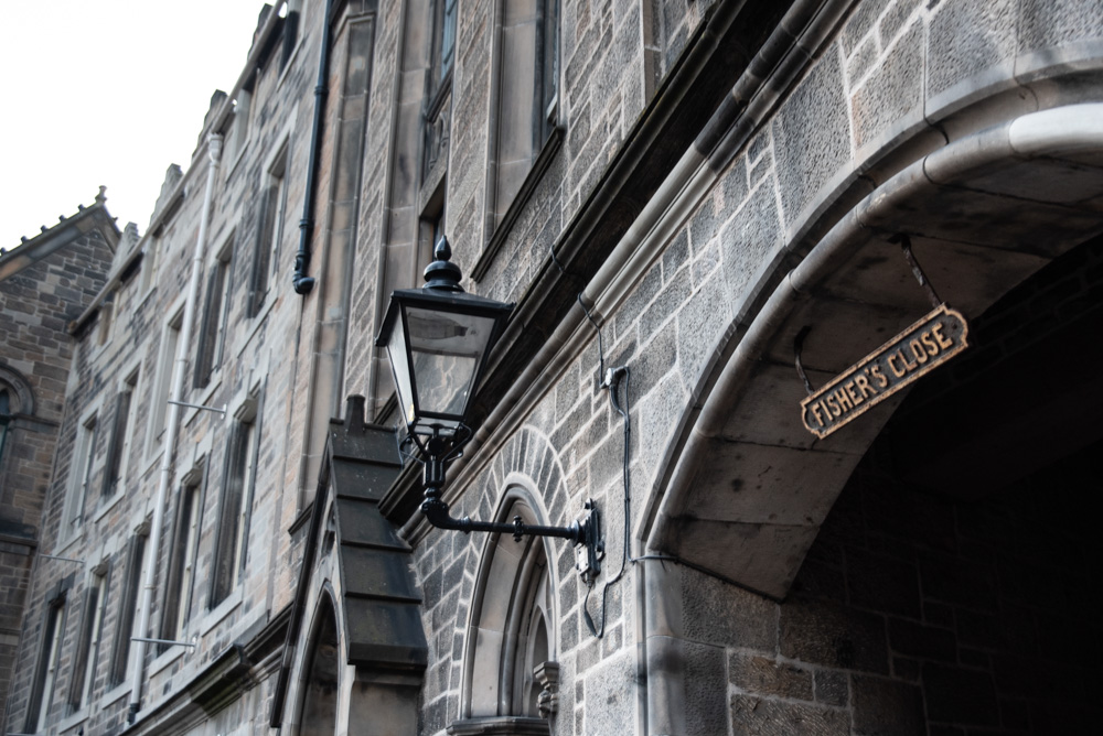 rue du centre historique de Edimbourg, fisher's close